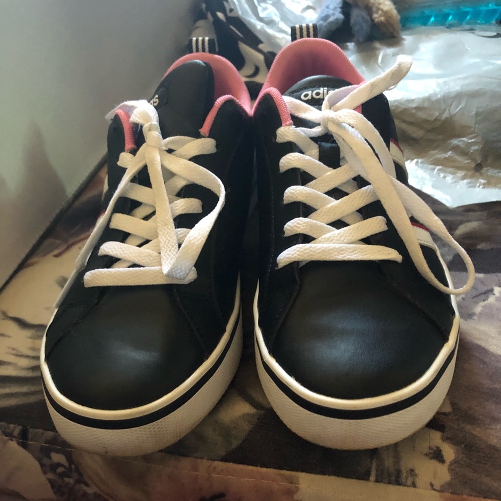 Adidas 7 like new